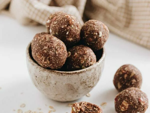 Apple Pie Energy Bites