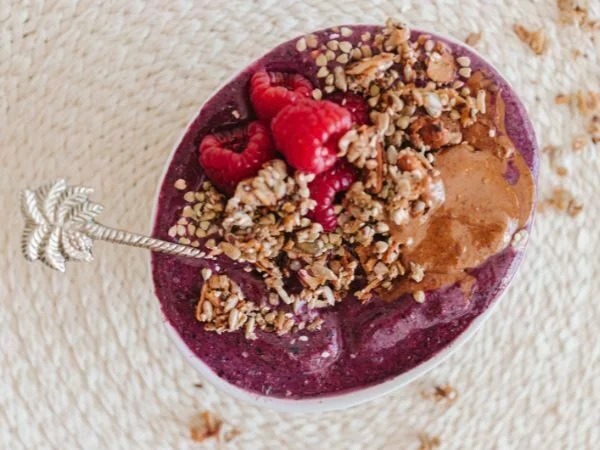 Very Berry Summer Smoothie Bowl